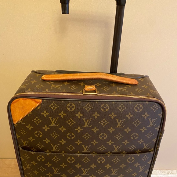 Authentic Louis Vuitton pegase 50 monogram carry on suitcase - Picture 3 of 8